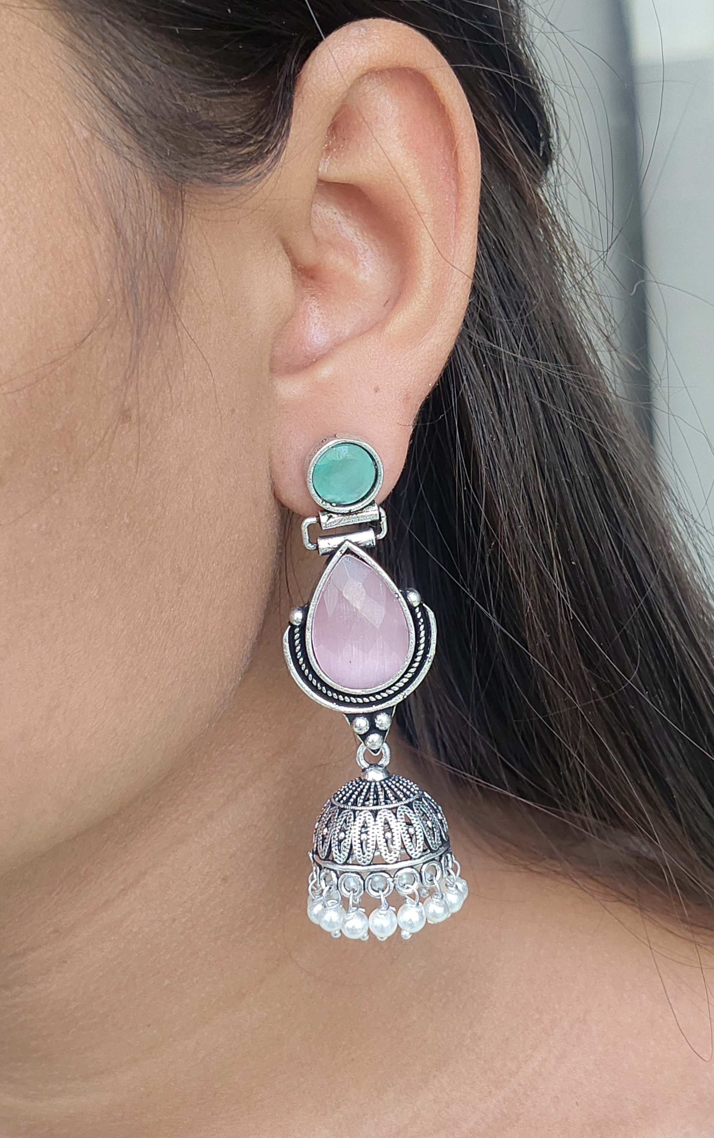 Monalisa stone german silver jhumka