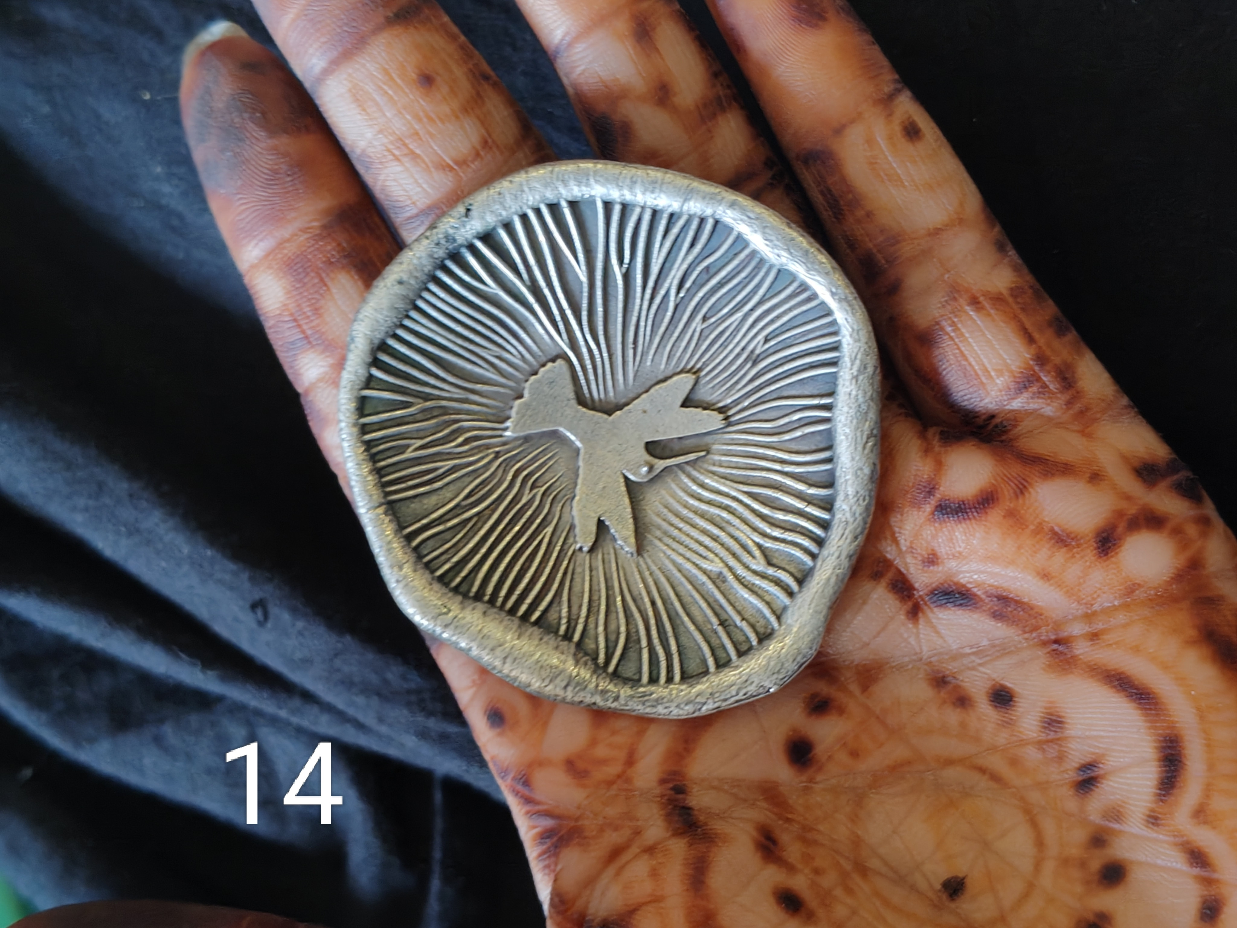 Silver lookalike ring 