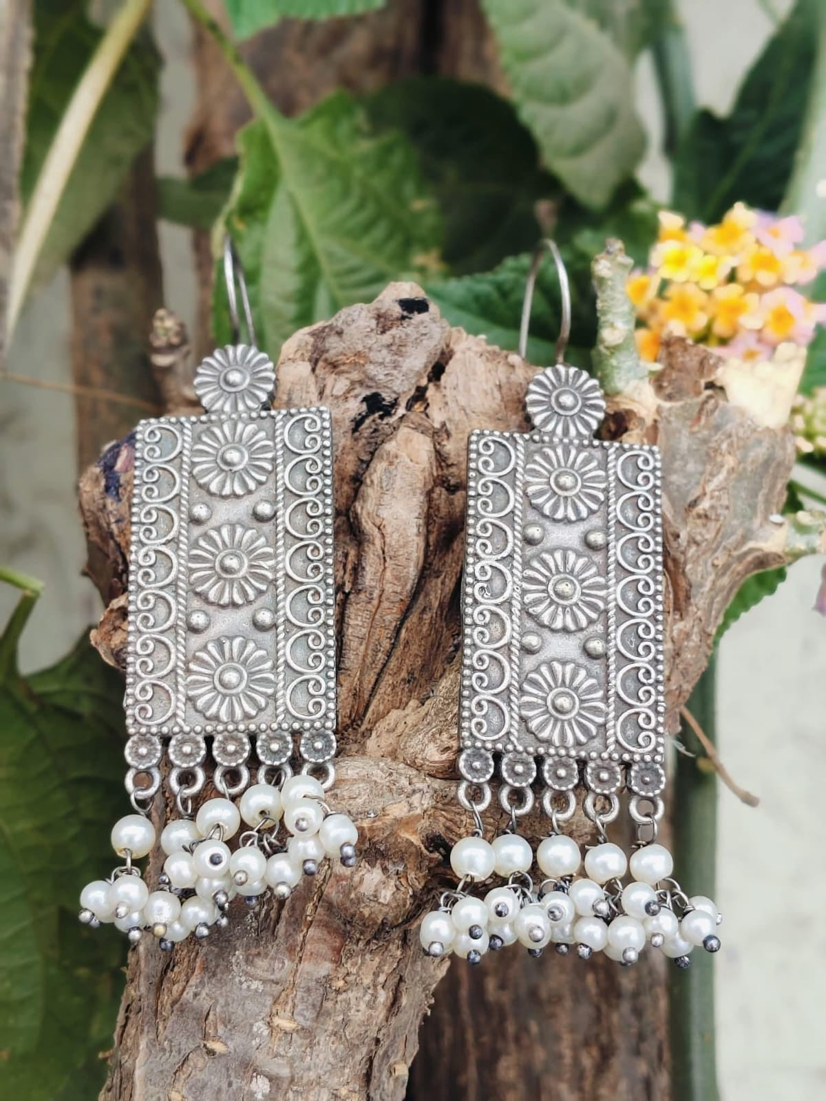 Silver lookalike earrings 