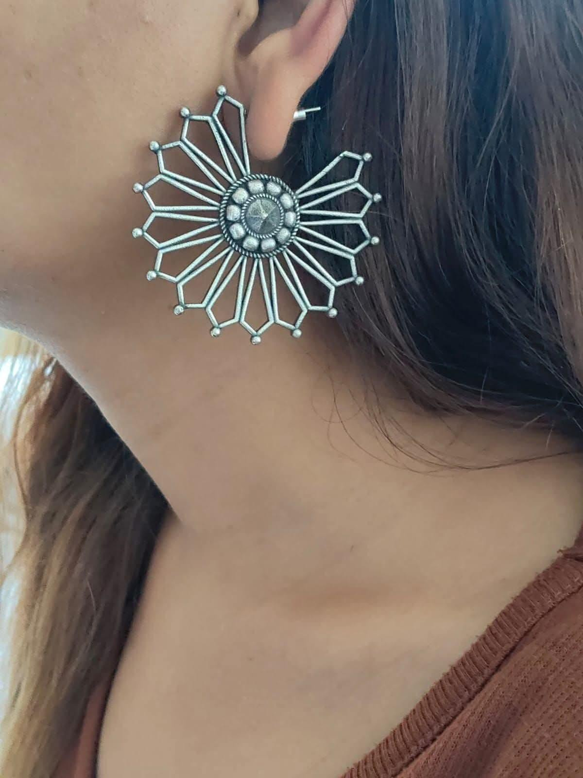 Silver lookalike earrings 