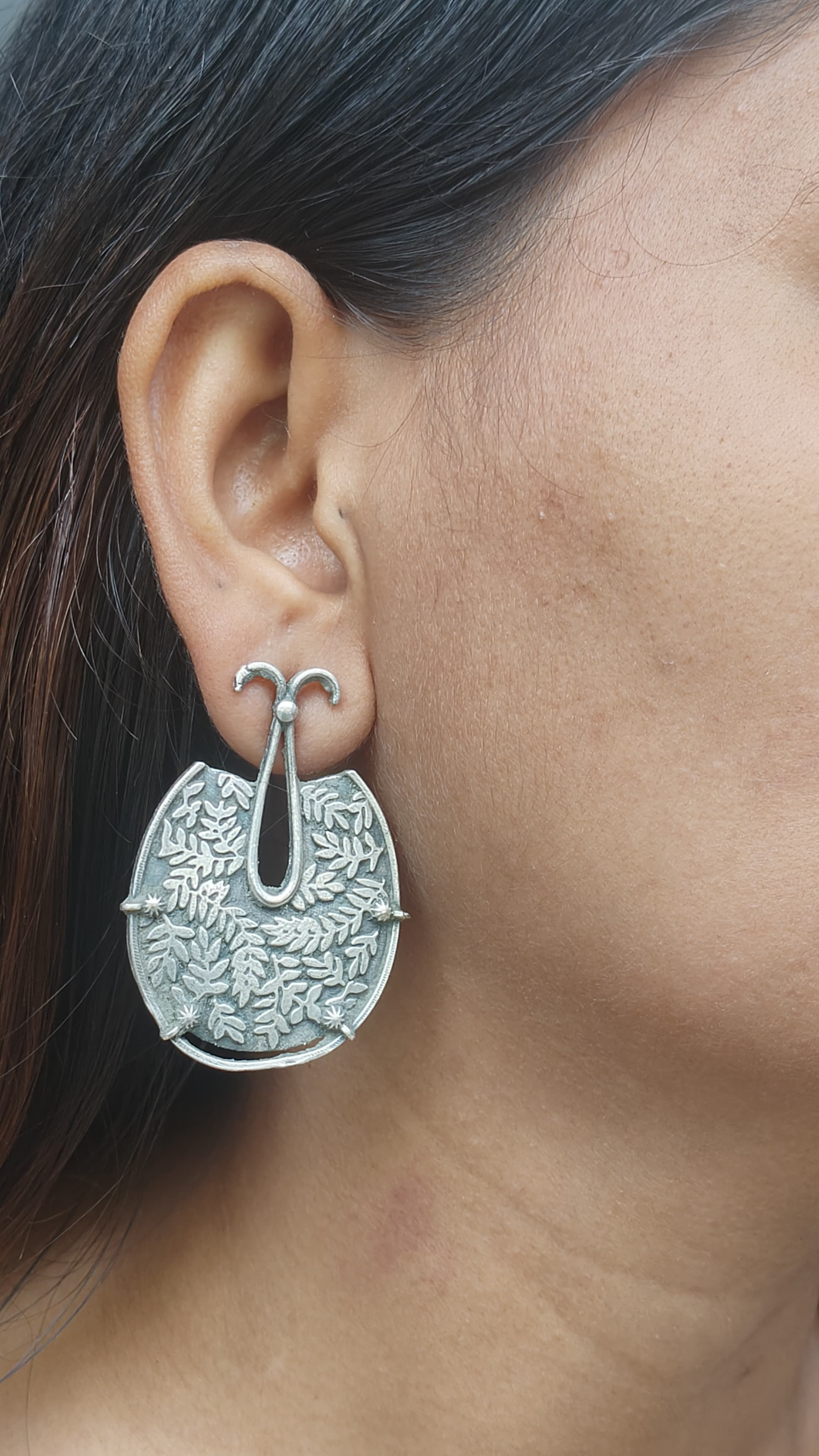 Silver lookalike earrings 